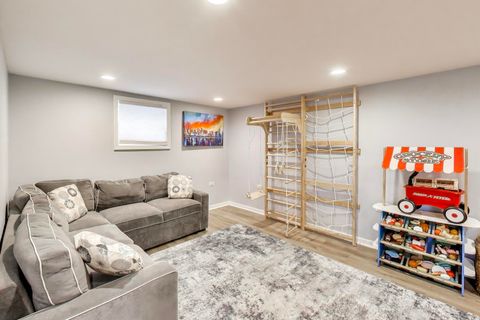 Tiny photo for 5642 S Natchez Avenue, Chicago, IL 60638 (MLS # 12584879)