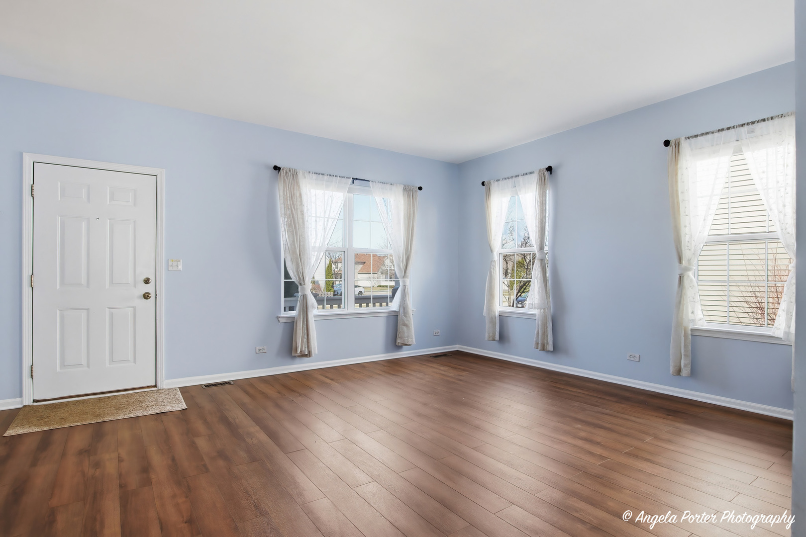 749 S Parkside Drive