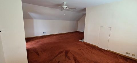 Tiny photo for 9525 W Oak Place, Des Plaines, IL 60016 (MLS # 12488793)