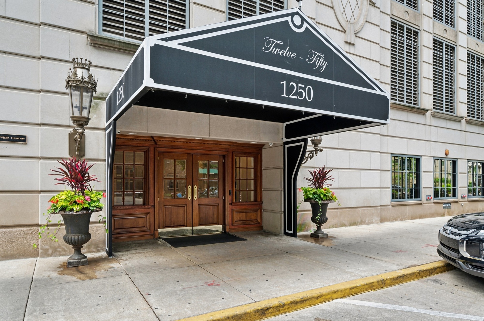 1250 N Dearborn Street 10B