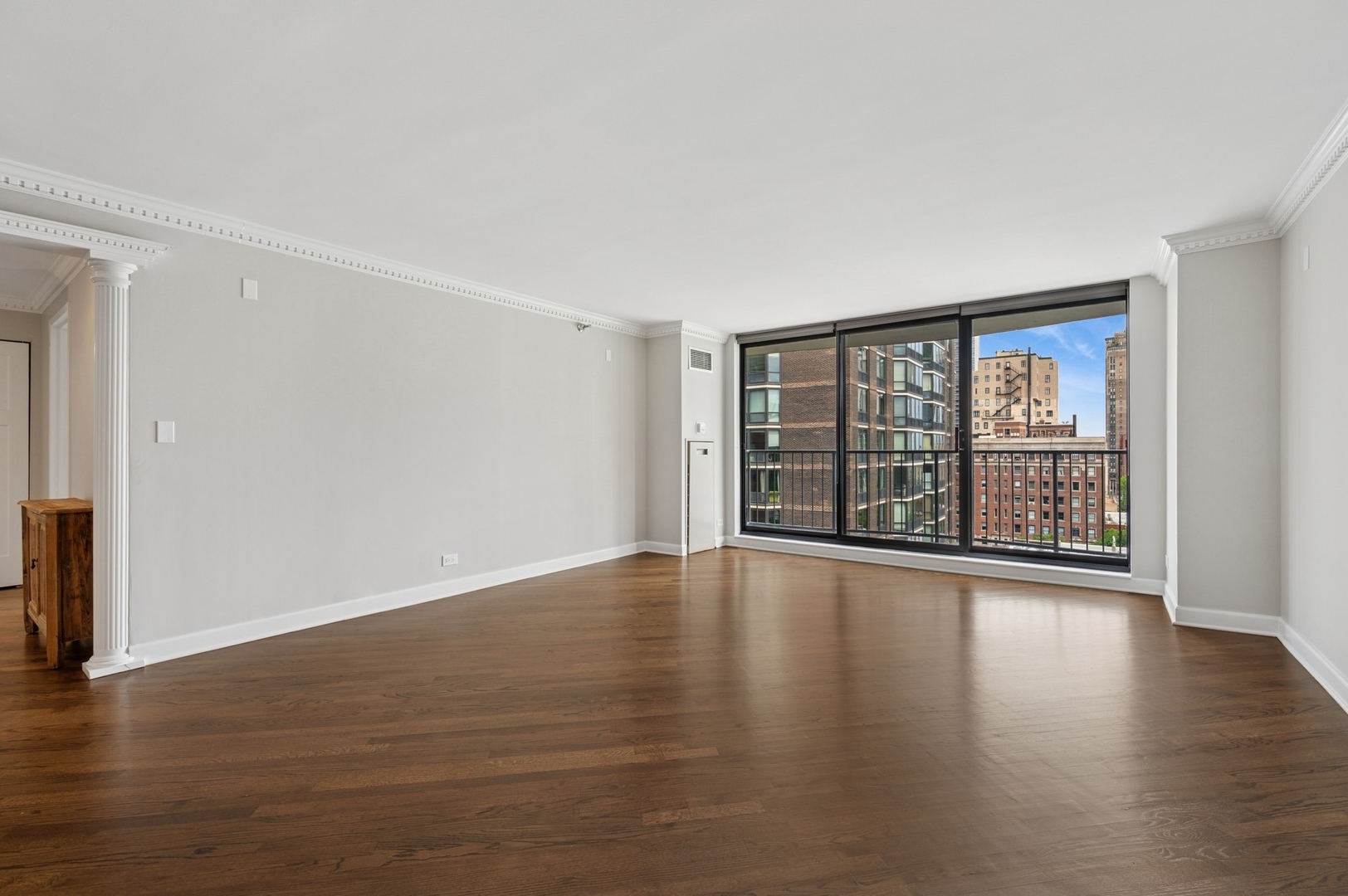 1250 N Dearborn Street 10B