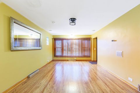 Tiny photo for 1124 Linden Avenue, Bellwood, IL 60104 (MLS # 12544167)