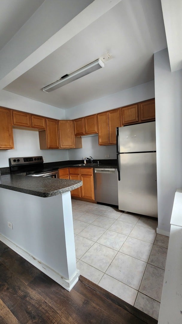 40 E 9th Street 1015