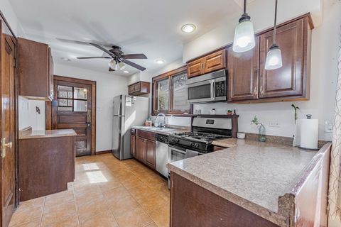 Tiny photo for 3739 Wenonah Avenue, Berwyn, IL 60402 (MLS # 12618983)