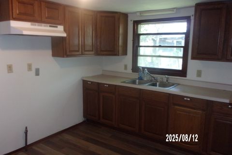 Tiny photo for 110 N Mansfield Avenue, Milford, IL 60953 (MLS # 12444066)
