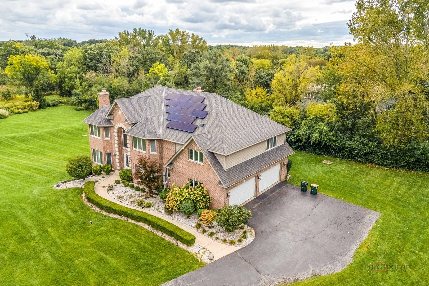 4402 Heritage Lane