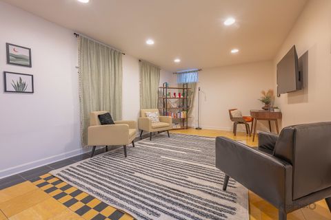 Tiny photo for 2843 S Wells Street #1E, Chicago, IL 60616 (MLS # 12585676)