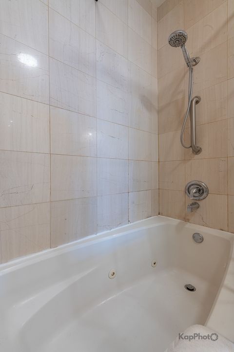 Tiny photo for 2843 S Wells Street #1E, Chicago, IL 60616 (MLS # 12585676)
