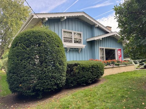 Photo of 531 N York Road, Hinsdale, IL 60521 (MLS # 12498253) Photo of 531 N York Road, Hinsdale, IL 60521 (MLS # 12498253)