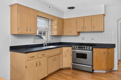 Tiny photo for 326 N Kensington Avenue, La Grange Park, IL 60526 (MLS # 12665673)