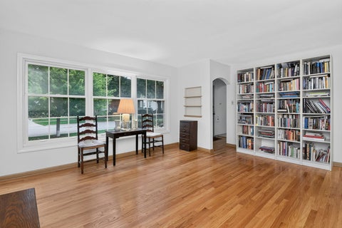 Tiny photo for 326 N Kensington Avenue, La Grange Park, IL 60526 (MLS # 12665673)