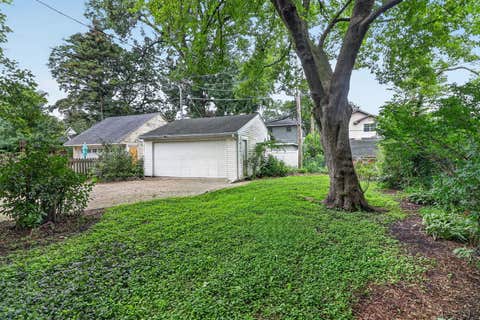Tiny photo for 326 N Kensington Avenue, La Grange Park, IL 60526 (MLS # 12665673)
