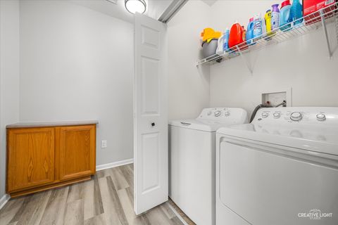 Tiny photo for 427 Barnaby Drive, Oswego, IL 60543 (MLS # 12662117)