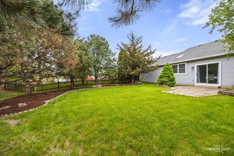 Tiny photo for 427 Barnaby Drive, Oswego, IL 60543 (MLS # 12662117)