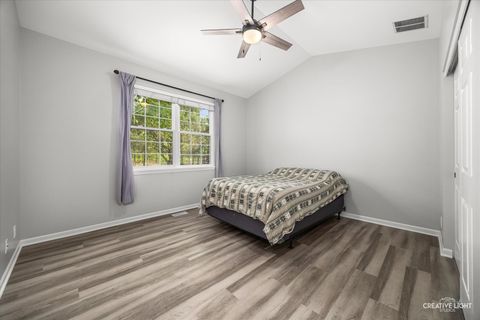 Tiny photo for 427 Barnaby Drive, Oswego, IL 60543 (MLS # 12662117)
