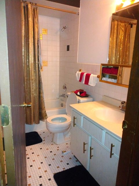 Tiny photo for 18550 S Torrence Avenue #23, Lansing, IL 60438 (MLS # 12583405)