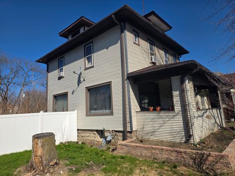 Tiny photo for 657 S Poplar Avenue, Kankakee, IL 60901 (MLS # 12604068)