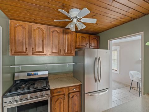 Tiny photo for 3658 15th Avenue Court, Moline, IL 61265 (MLS # 12600796)