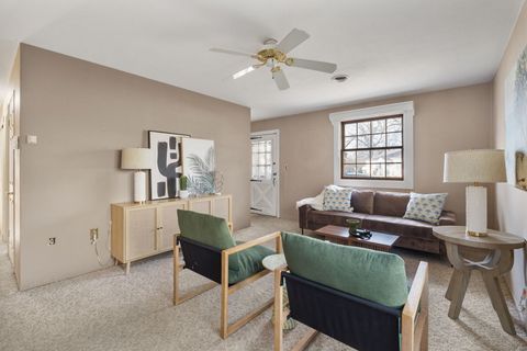 Tiny photo for 3658 15th Avenue Court, Moline, IL 61265 (MLS # 12600796)