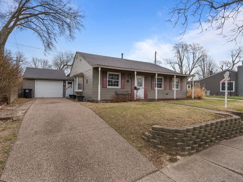 Photo of 3658 15th Avenue Court, Moline, IL 61265 (MLS # 12600796)