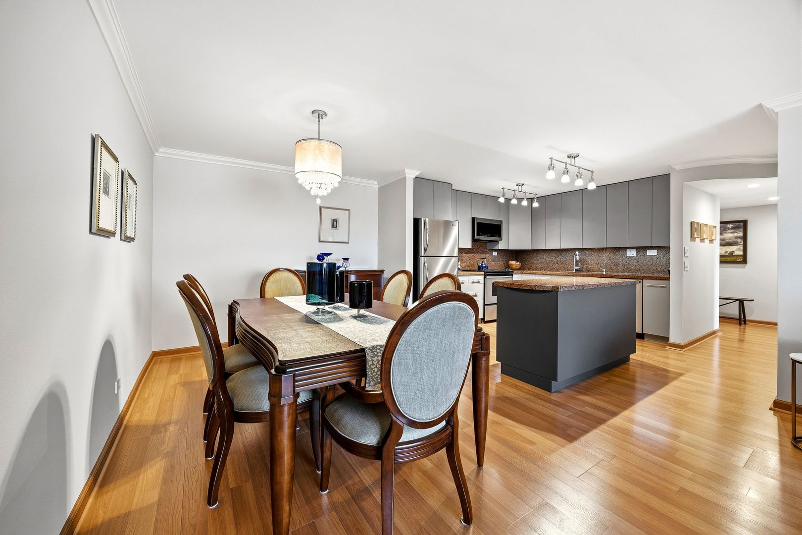 375 Plum Creek Drive 407