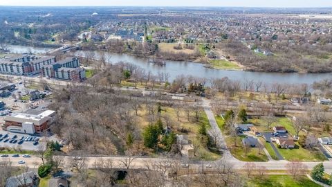 Tiny photo for 55 N Madison Street, Oswego, IL 60543 (MLS # 12601720)