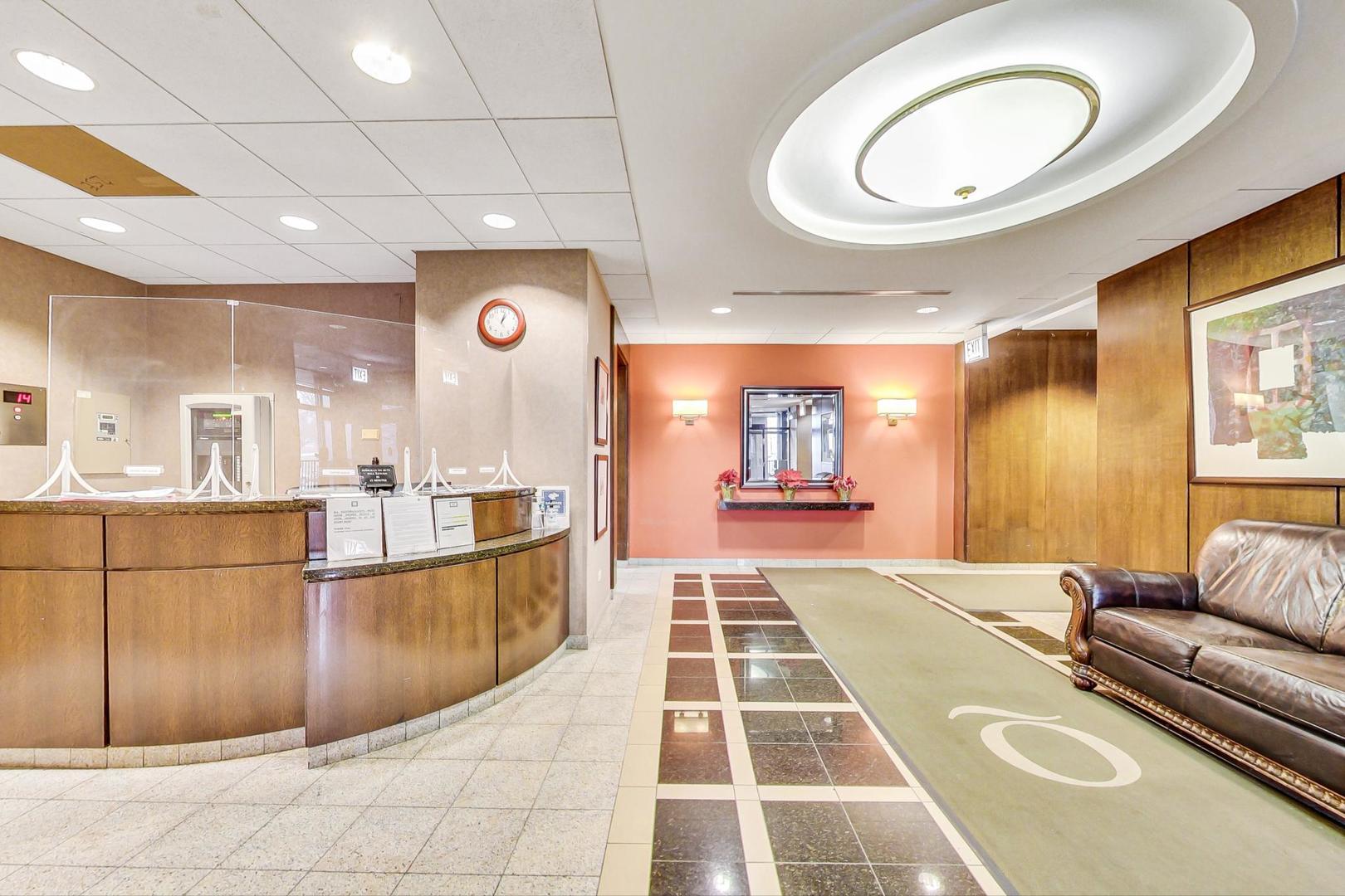 6700 S South Shore Drive 17B