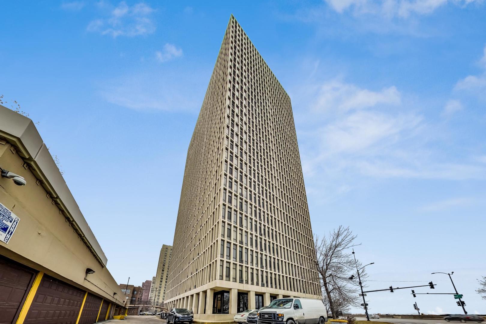 6700 S South Shore Drive 17B