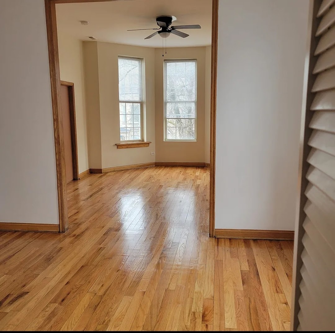 1142 S Francisco Avenue