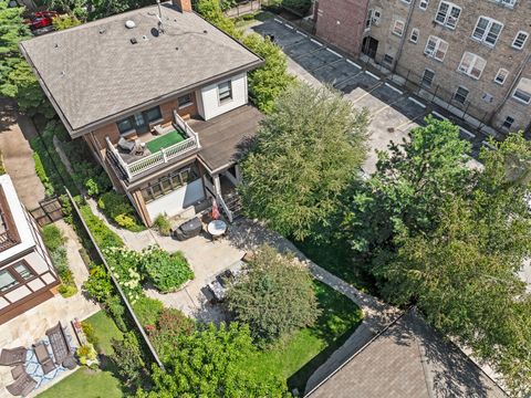 Tiny photo for 4538 N Malden Street, Chicago, IL 60640 (MLS # 12458168)