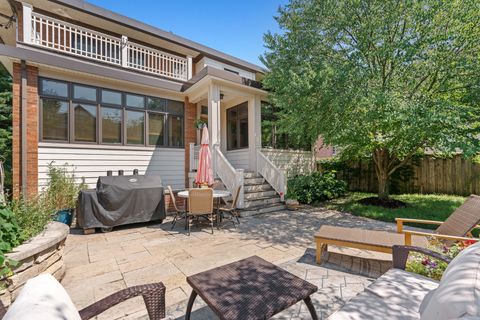 Tiny photo for 4538 N Malden Street, Chicago, IL 60640 (MLS # 12458168)