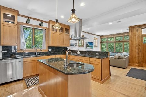 Tiny photo for 4538 N Malden Street, Chicago, IL 60640 (MLS # 12458168)