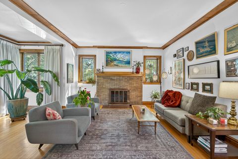 Tiny photo for 4538 N Malden Street, Chicago, IL 60640 (MLS # 12458168)