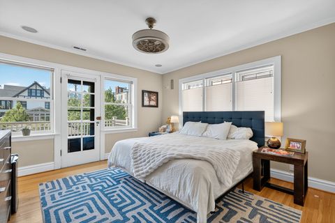 Tiny photo for 4538 N Malden Street, Chicago, IL 60640 (MLS # 12458168)