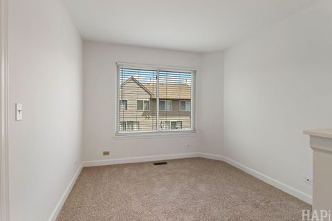 Tiny photo for 847 Essex Circle, Grayslake, IL 60030 (MLS # 12708114)