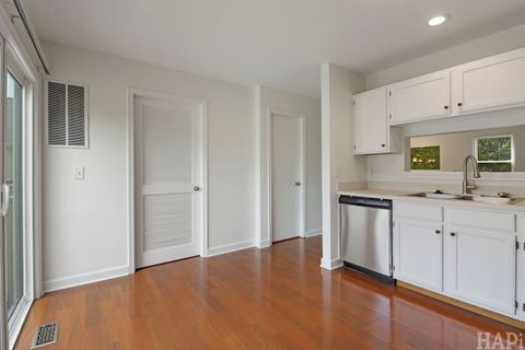 Tiny photo for 847 Essex Circle, Grayslake, IL 60030 (MLS # 12708114)