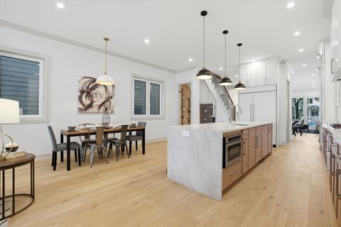 Tiny photo for 4844 N Hermitage Avenue, Chicago, IL 60640 (MLS # 12629882)