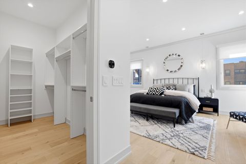 Tiny photo for 4844 N Hermitage Avenue, Chicago, IL 60640 (MLS # 12629882)