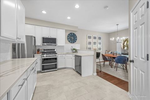 Tiny photo for 3315 Blue Ridge Drive, Carpentersville, IL 60110 (MLS # 12593474)
