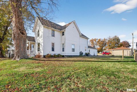 Tiny photo for 919 9TH Avenue, Fulton, IL 61252 (MLS # QC4269397)