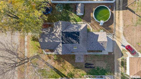 Tiny photo for 919 9TH Avenue, Fulton, IL 61252 (MLS # QC4269397)