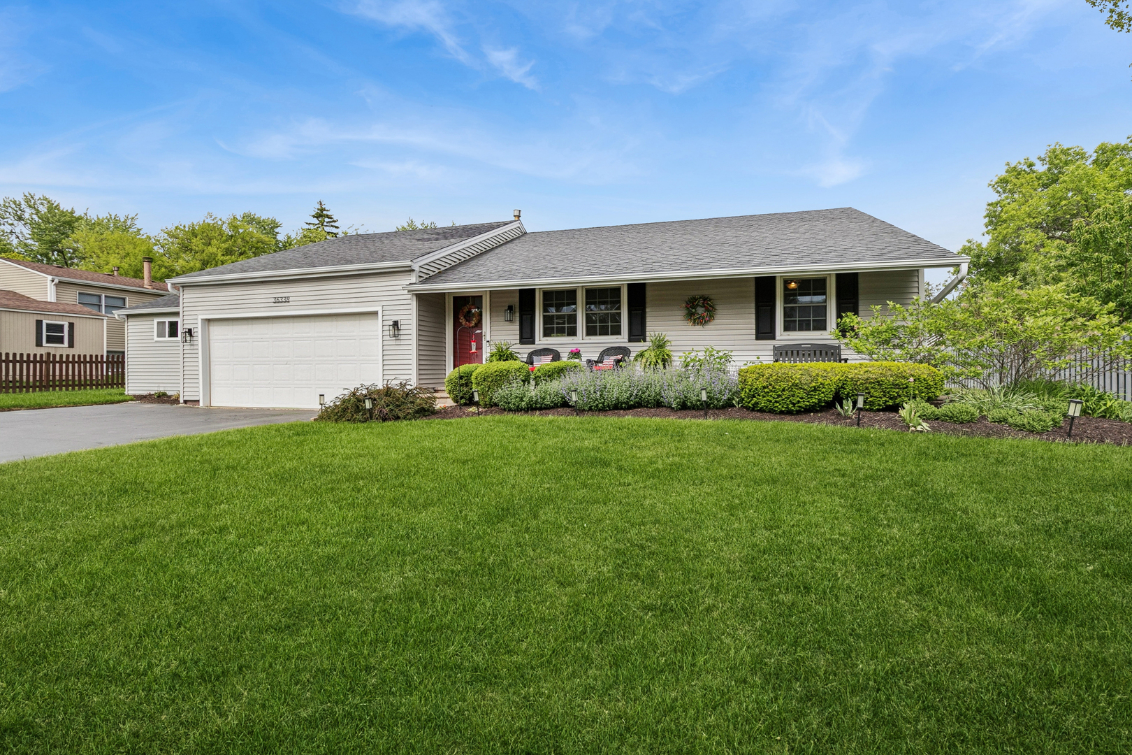 Properties 1 36338 N Douglas Terrace