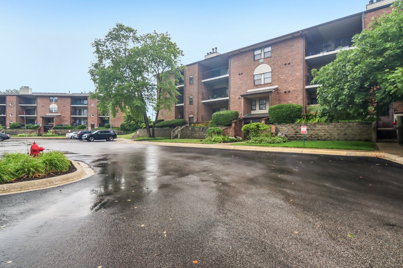 720 Weidner Road 200