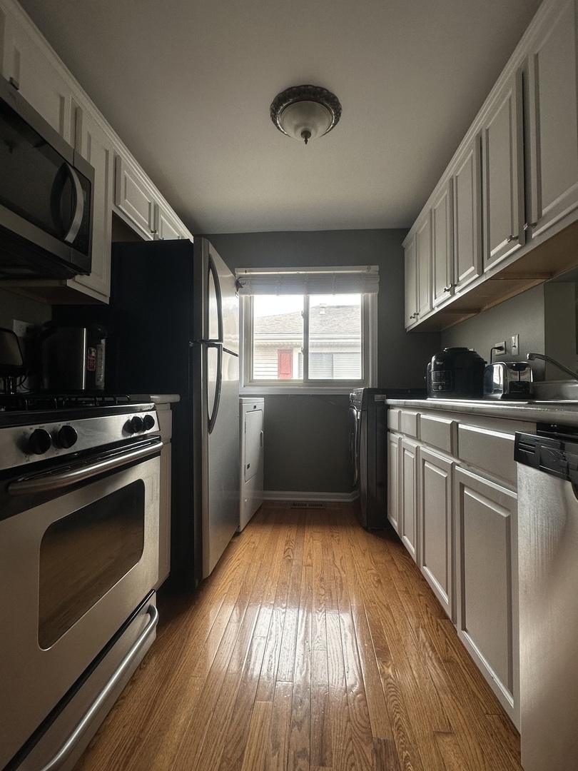 2S739 Winchester Circle 4