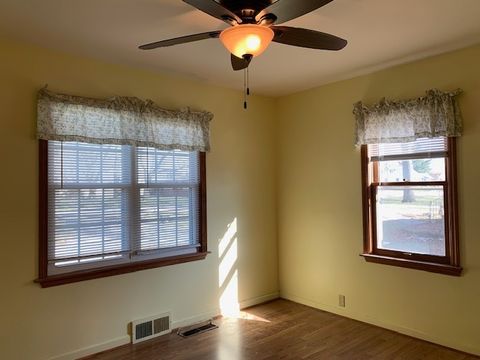 Tiny photo for 380 S Marguerite Street, Coal City, IL 60416 (MLS # 12550448)