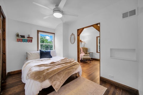 Tiny photo for 1858 Newcastle Avenue, Westchester, IL 60154 (MLS # 12724992)