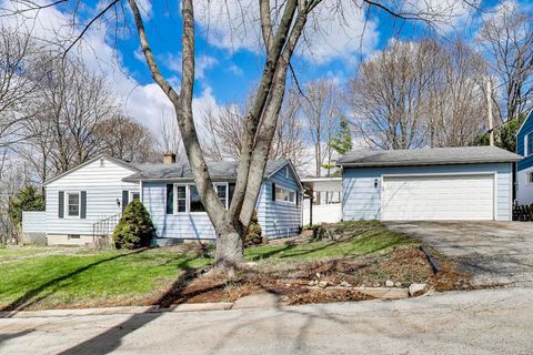 Tiny photo for 916 S 6th Avenue, St. Charles, IL 60174 (MLS # 12574291)