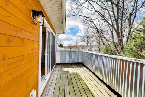 Tiny photo for 916 S 6th Avenue, St. Charles, IL 60174 (MLS # 12574291)