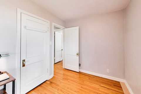 Tiny photo for 916 S 6th Avenue, St. Charles, IL 60174 (MLS # 12574291)