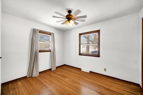 Tiny photo for 1930 Richard Street, Aurora, IL 60506 (MLS # 12593489)